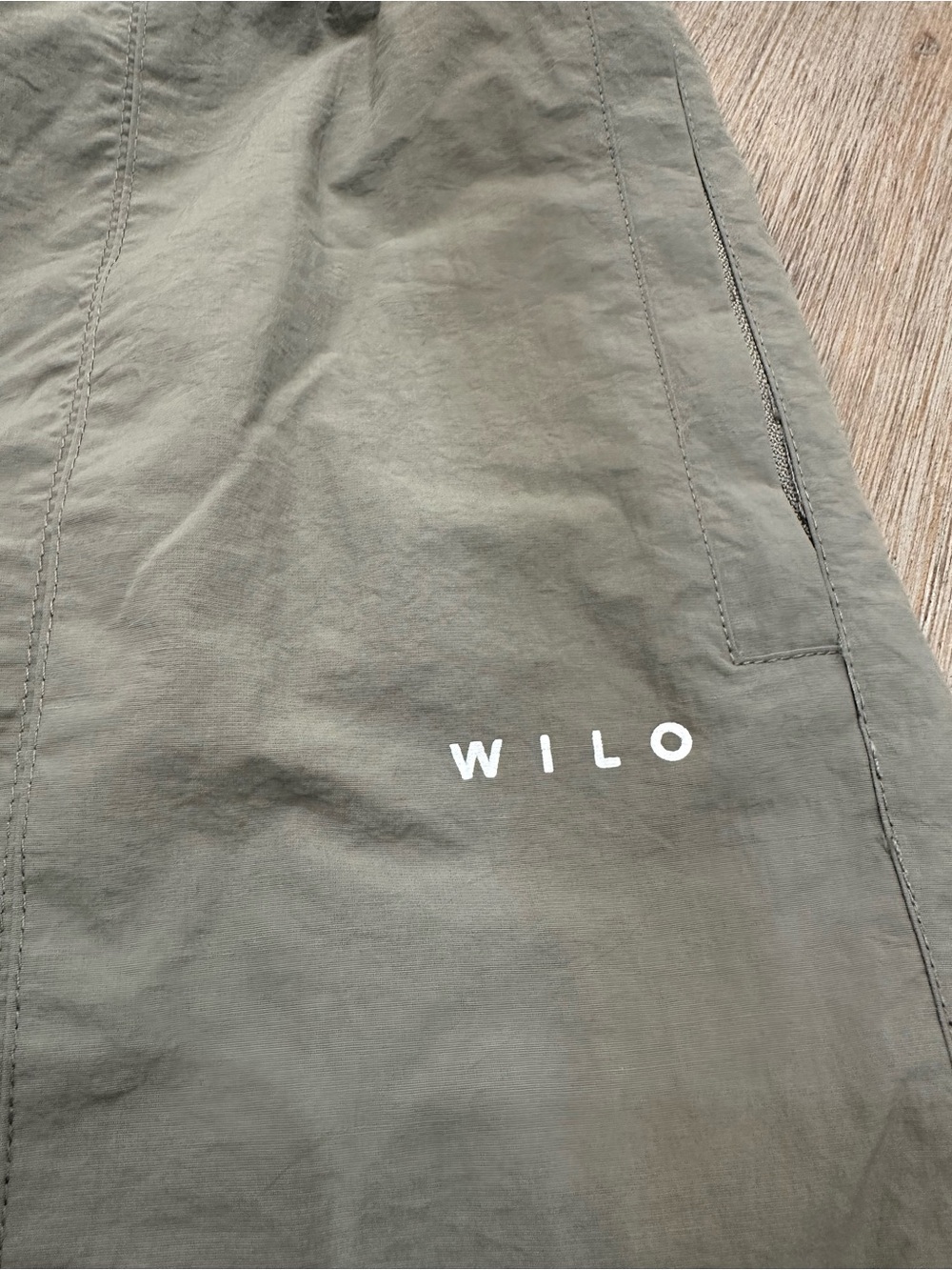 Wilo The Label Women’s Sage Parachute Pants | Size Large - Picture 6 of 11